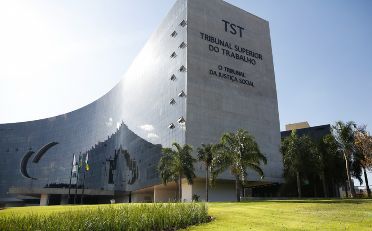 Relaes de Trabalho e Consentimento: O Desafio da Proteo de Dados no Ambiente Corporativo