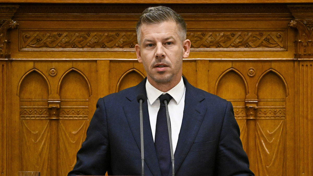 O Retorno de P�ter Magyar: Uma Nova Jornada pelo Pa�s
